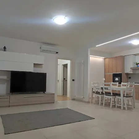 Apartmán De Luca's House *